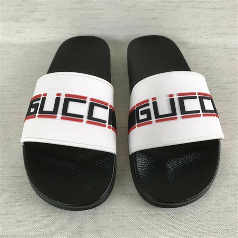 ciabatte gucci uomo prezzo|Ciabatte da mare e slides da uomo di Gucci .